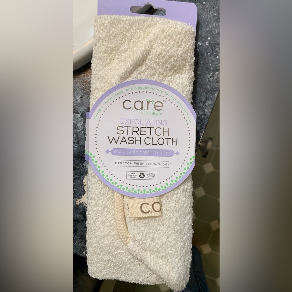 Clean logic exfoliating stretch wash cloth